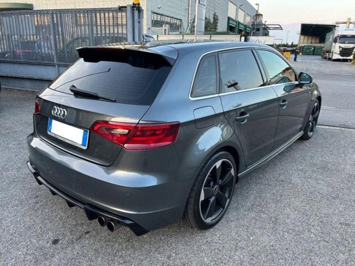 Audi A3 Sportback 1.8 TFSI quattro S tronic edition (4)
