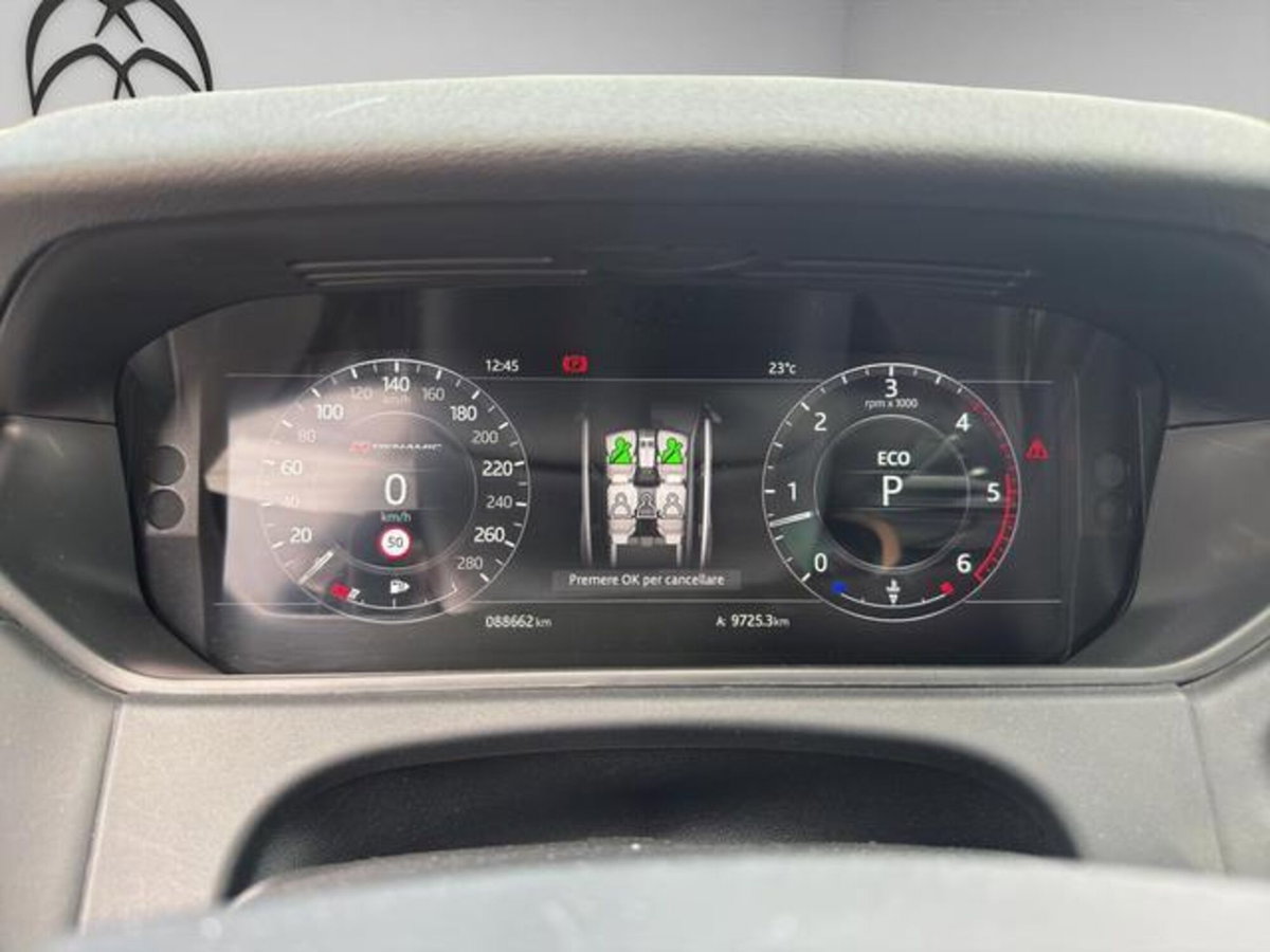 Land Rover Range Rover Velar 3.0 V6 SD6 300 CV HSE (11)