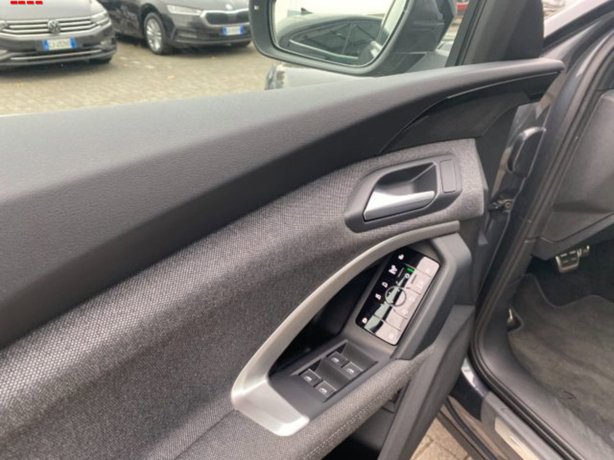 Audi Q5 40 TDI 204 CV quattro S tronic S line plus (12)