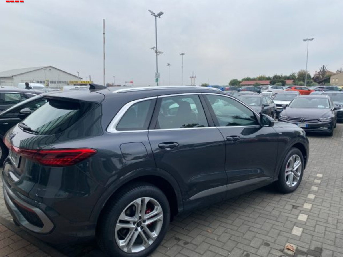 Audi Q5 40 TDI 204 CV quattro S tronic S line plus (9)