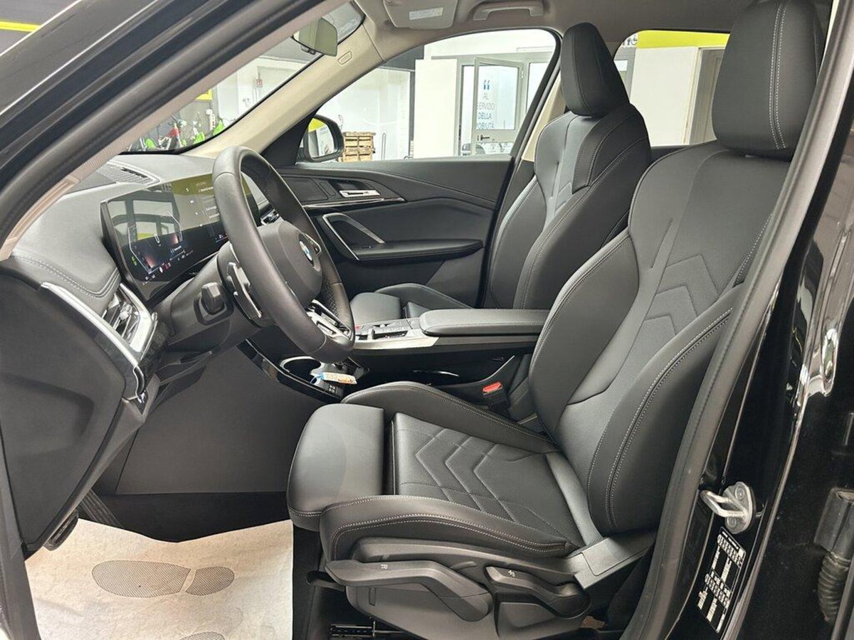 BMW X1 sdrive18d X-Line auto (7)