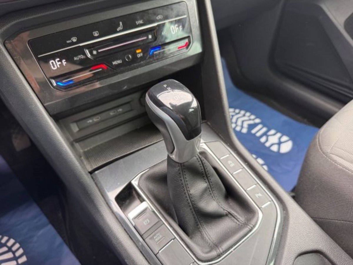 Volkswagen Tiguan 2.0 TDI 150 CV SCR DSG 4MOTION Life (14)