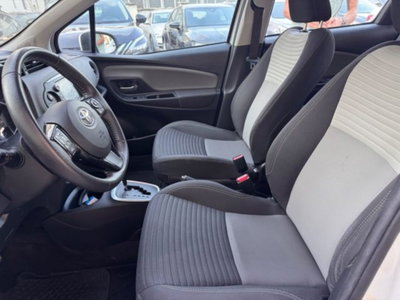Toyota Yaris 1.5 5 porte Active (11)