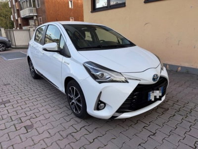 Toyota Yaris 1.5 5 porte Active (3)