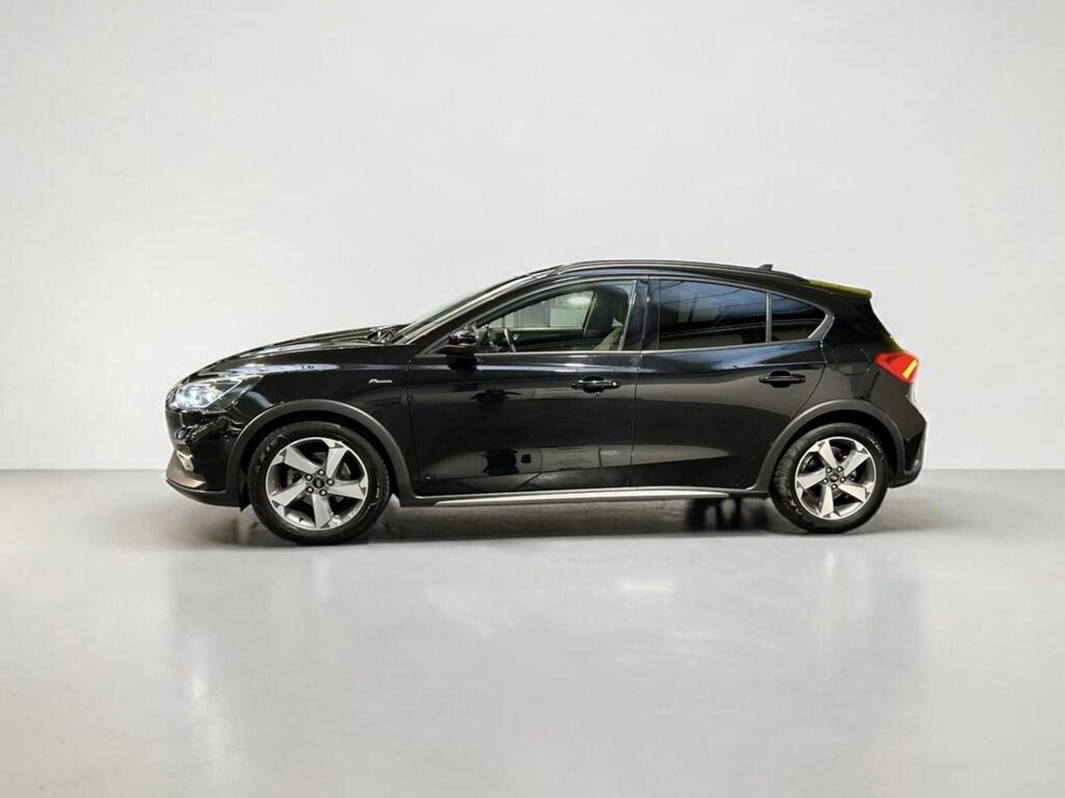 Ford Focus 1.0 EcoBoost Hybrid 155 CV 5p. Active X (3)