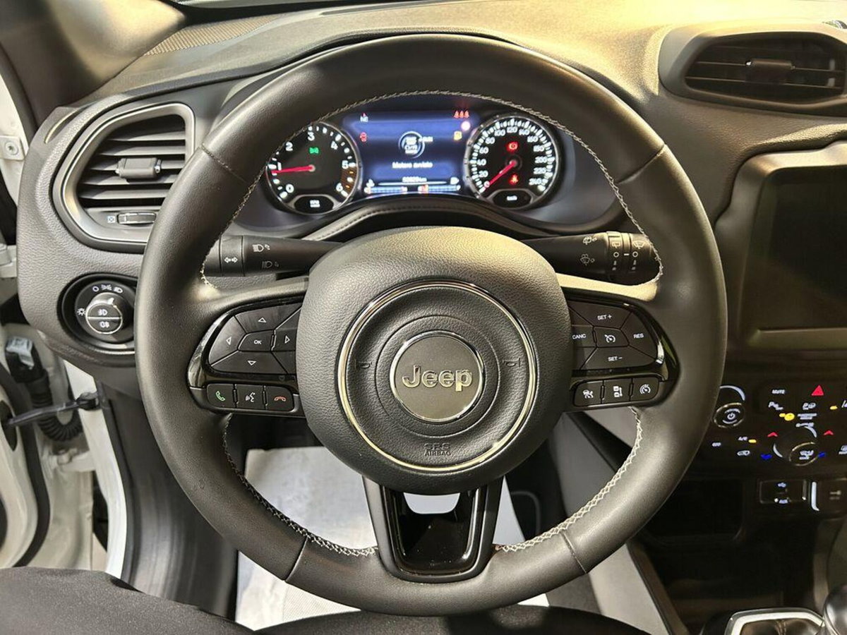Jeep Renegade 1.6 Mjt 130 CV 80th Anniversary (12)