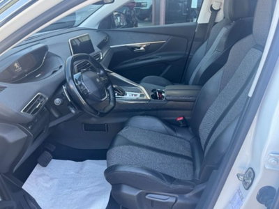 Peugeot 3008 PureTech Turbo 130 S&S EAT8 Allure (10)