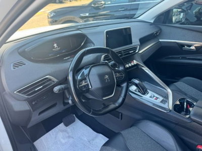 Peugeot 3008 PureTech Turbo 130 S&S EAT8 Allure (9)