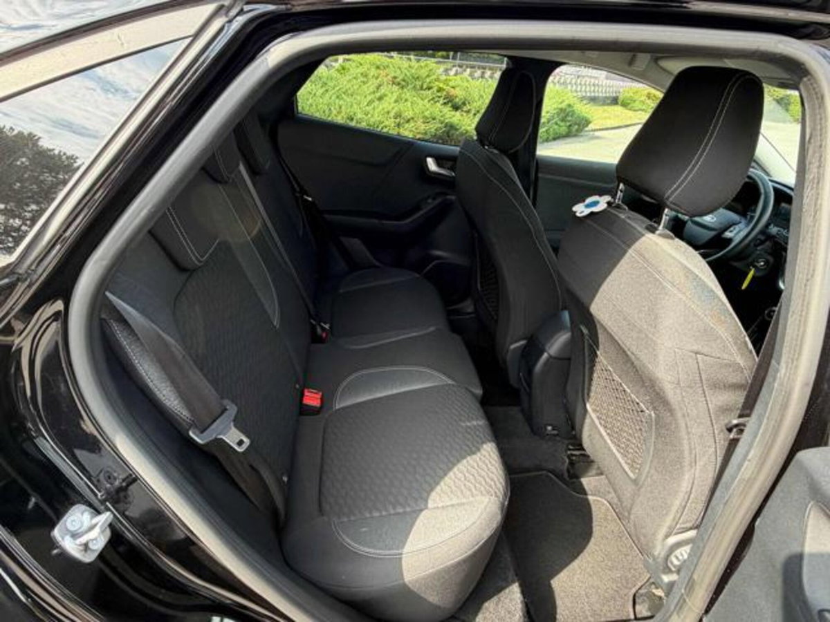 Ford Puma 1.0 EcoBoost Hybrid 125 CV S&S aut. Titanium Design (14)
