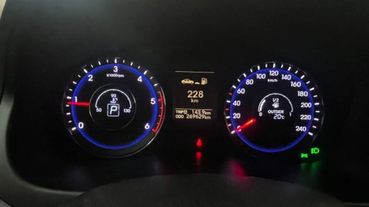 Hyundai i40 1.7 CRDi 136CV Aut. Style (10)