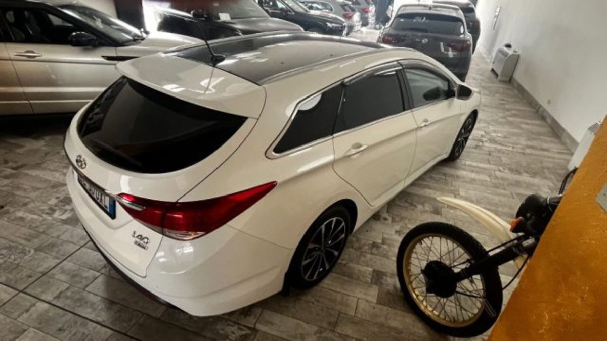 Hyundai i40 1.7 CRDi 136CV Aut. Style (6)
