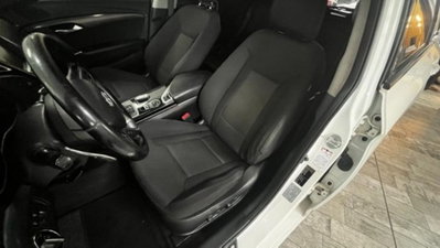 Hyundai i40 1.7 CRDi 136CV Aut. Style (9)