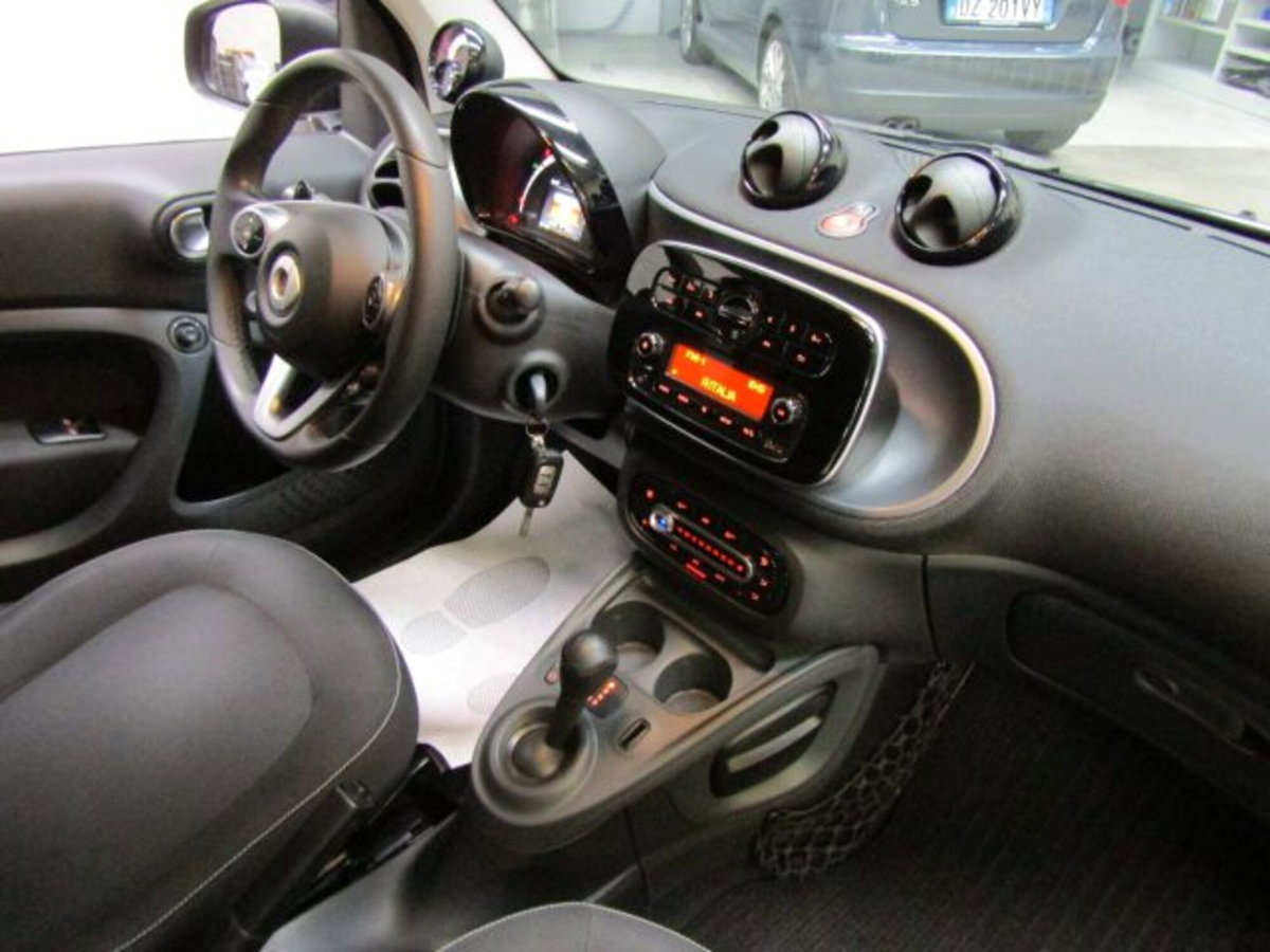 smart Fortwo 70 1.0 twinamic Passion (11)
