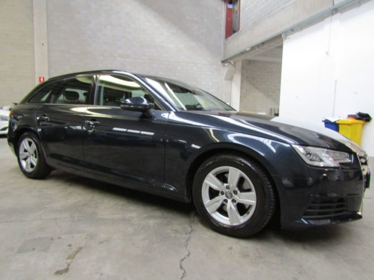 Audi A4 Avant 2.0 TDI 150 CV ultra Business (3)