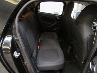 smart forfour forfour 70 1.0 twinamic Brabus Style (13)