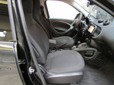 smart forfour forfour 70 1.0 twinamic Brabus Style (15)
