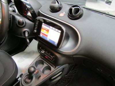 smart forfour forfour 70 1.0 twinamic Brabus Style (17)