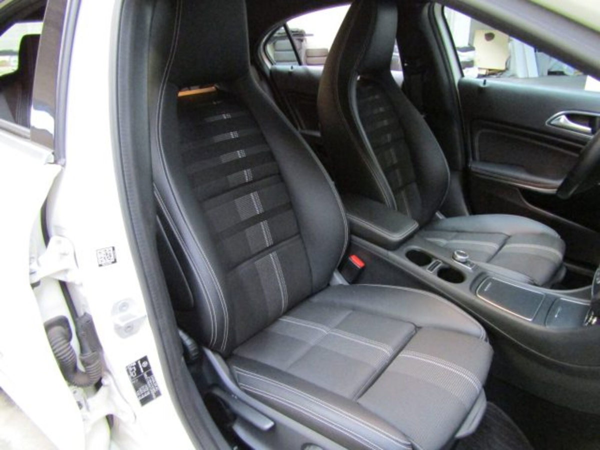 Mercedes-Benz Classe A 180 Sport (17)