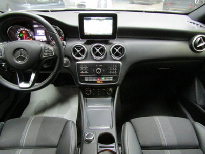 Mercedes-Benz Classe A 180 Sport (19)