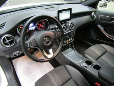 Mercedes-Benz Classe A 180 Sport (8)
