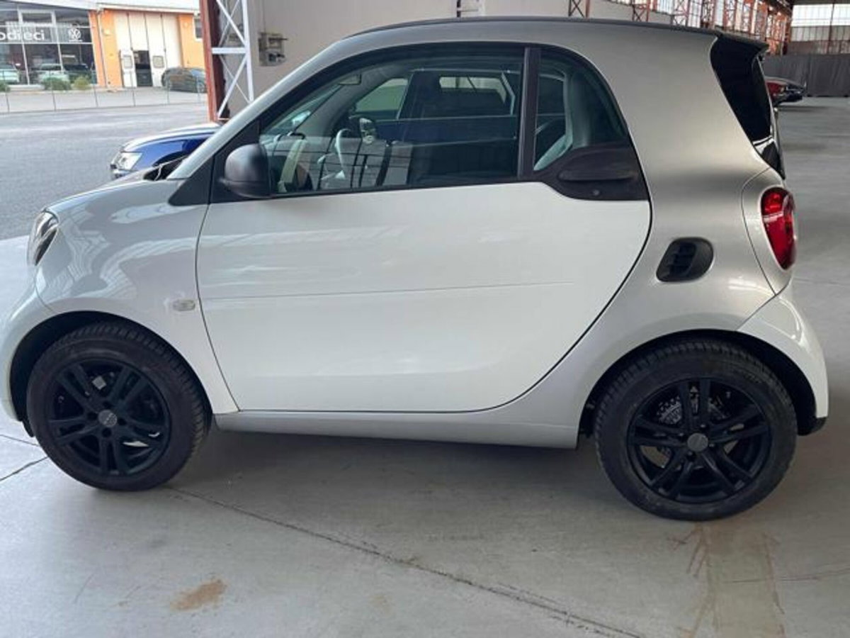 smart Fortwo 70 1.0 Passion (8)