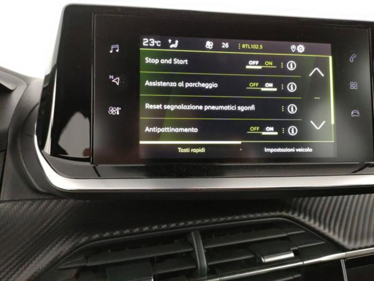 Peugeot 2008 PureTech 100 S&S Allure Pack (15)