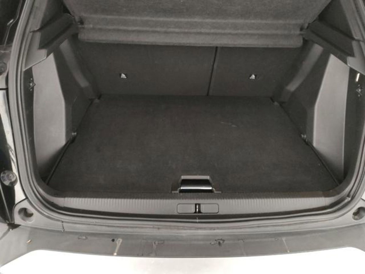 Peugeot 2008 PureTech 100 S&S Allure Pack (20)