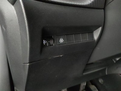 Peugeot 2008 PureTech 100 S&S Allure Pack (6)