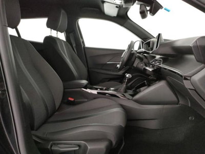 Peugeot 2008 PureTech 100 S&S Allure Pack (7)
