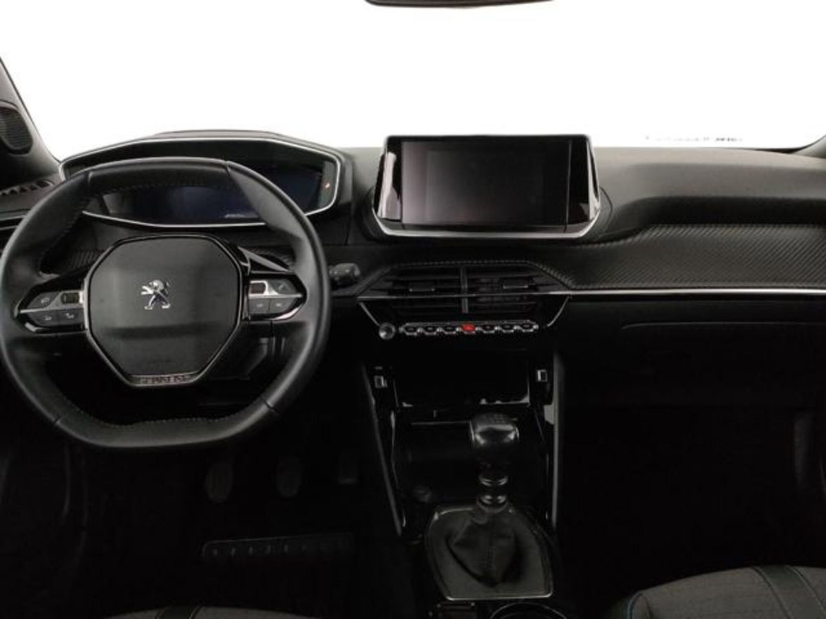 Peugeot 2008 PureTech 100 S&S Allure Pack (8)