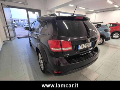 Fiat Freemont 2.0 Mjt 170 CV 4x4 Automatica Lounge (8)