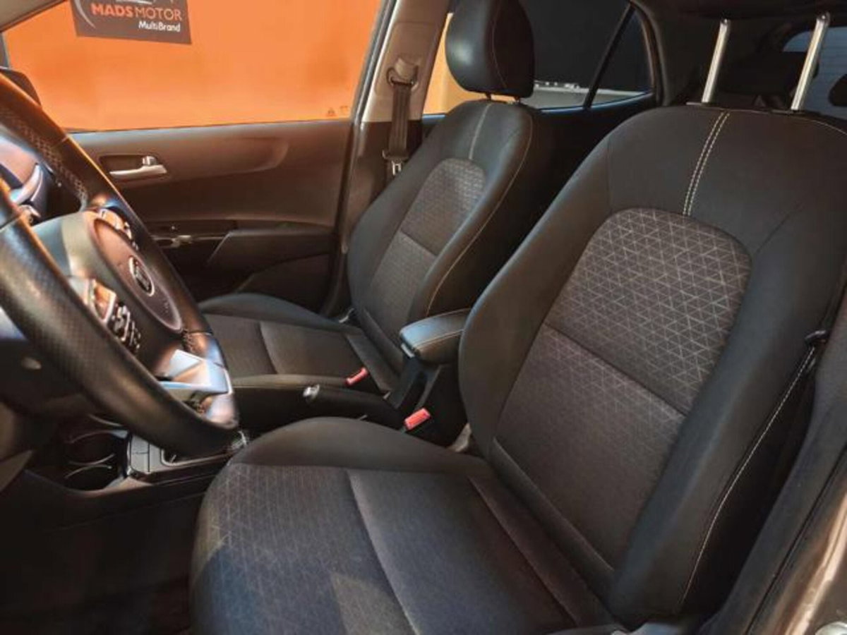 Kia Picanto 1.0 TGDi 12V 5 porte X Line (7)