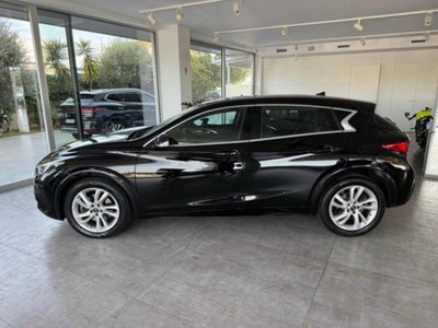 Infiniti Q30 2.2 diesel DCT Premium (3)