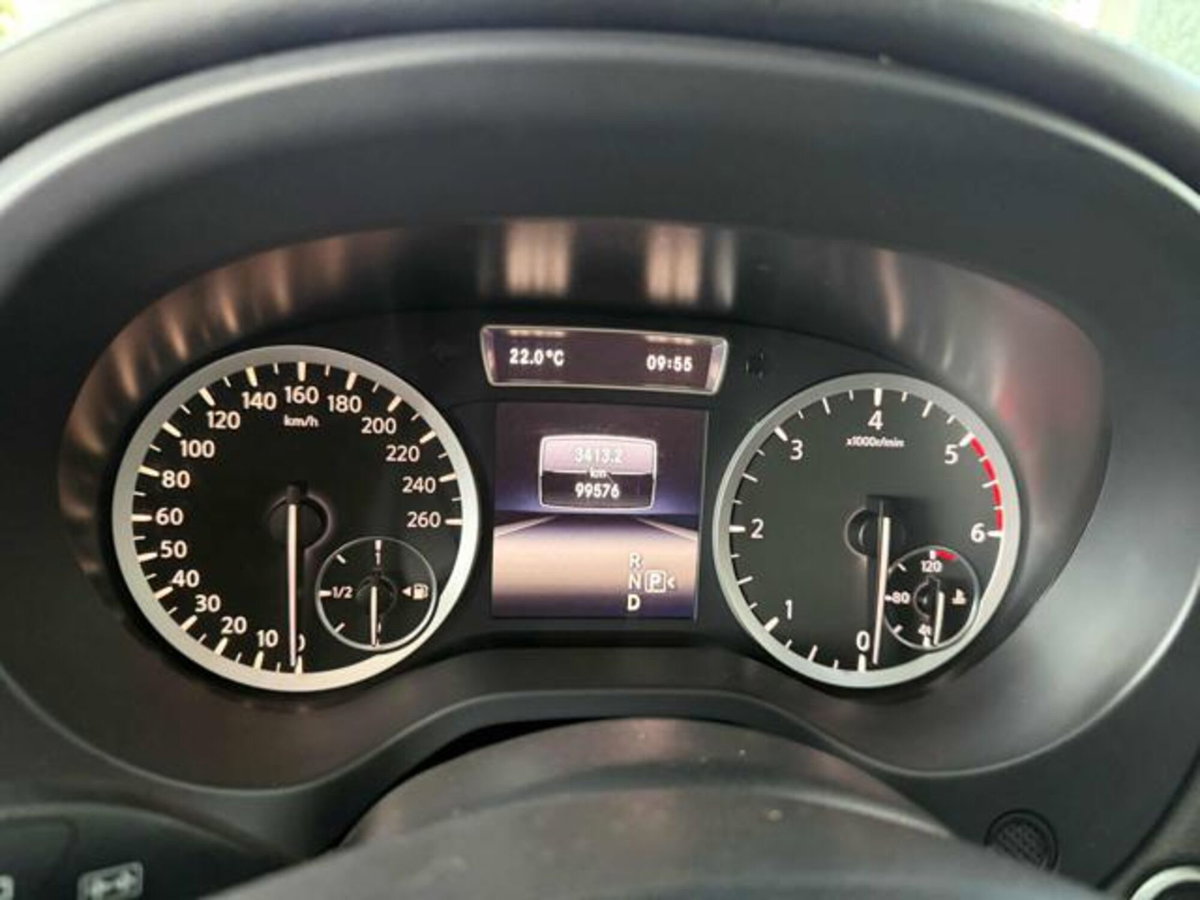 Infiniti Q30 2.2 diesel DCT Premium (7)