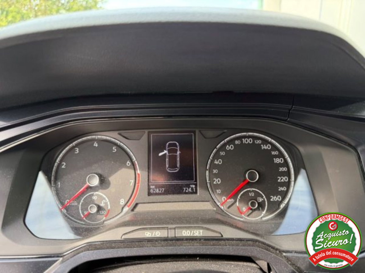 Volkswagen Polo 1.0 MPI 75 CV 5p. Comfortline (10)