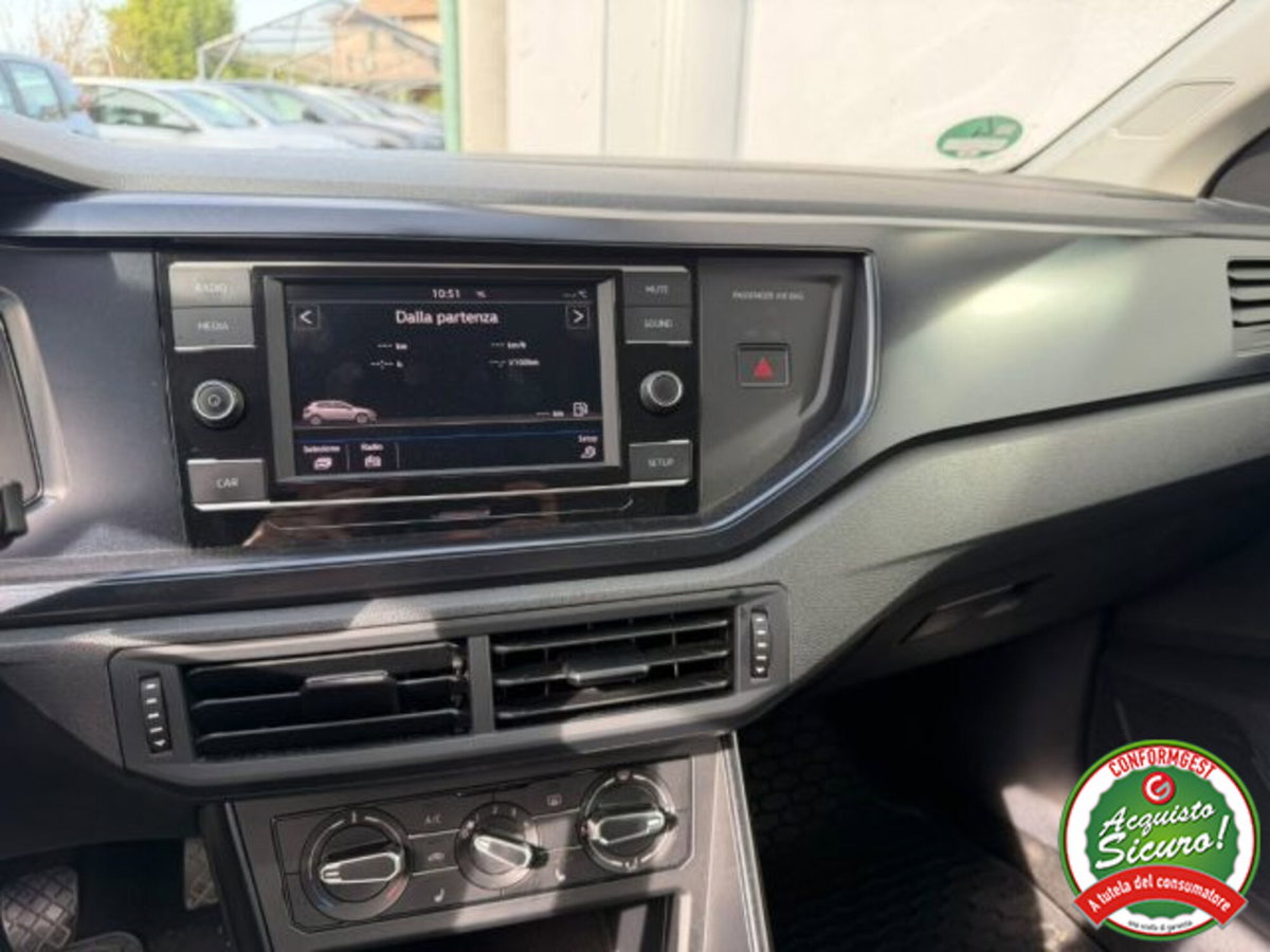 Volkswagen Polo 1.0 MPI 75 CV 5p. Comfortline (9)