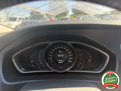 Volvo V40 D2 'eco' Momentum (10)