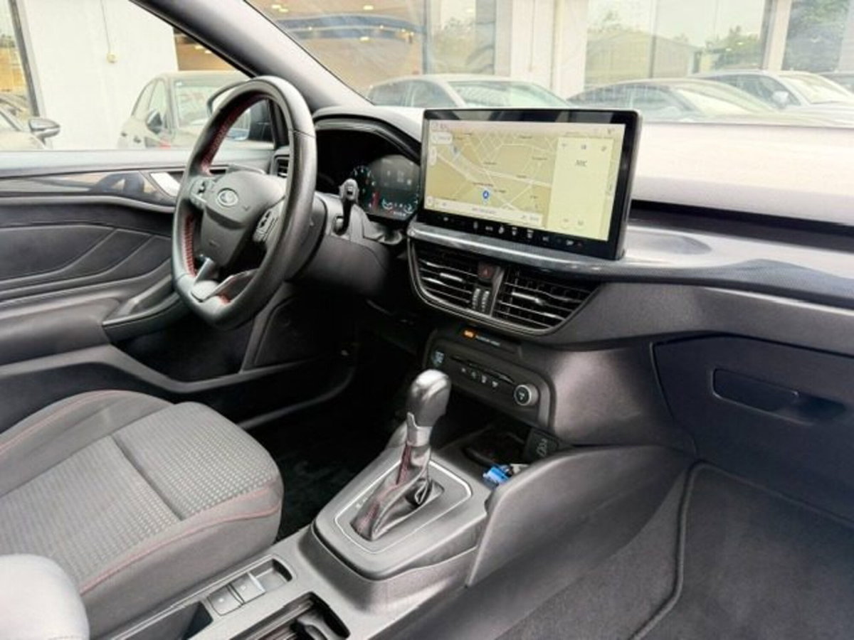 Ford Focus Station Wagon 1.0 EcoBoost Hybrid 125 CV Powershift SW ST-Line X (11)