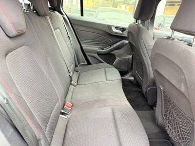 Ford Focus Station Wagon 1.0 EcoBoost Hybrid 125 CV Powershift SW ST-Line X (8)