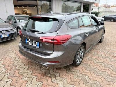 Ford Focus Station Wagon 1.0 EcoBoost Hybrid 125 CV Powershift SW ST-Line X (3)