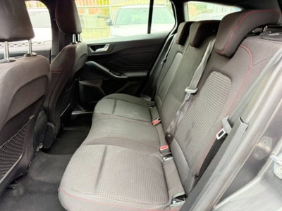 Ford Focus Station Wagon 1.0 EcoBoost Hybrid 125 CV Powershift SW ST-Line X (5)