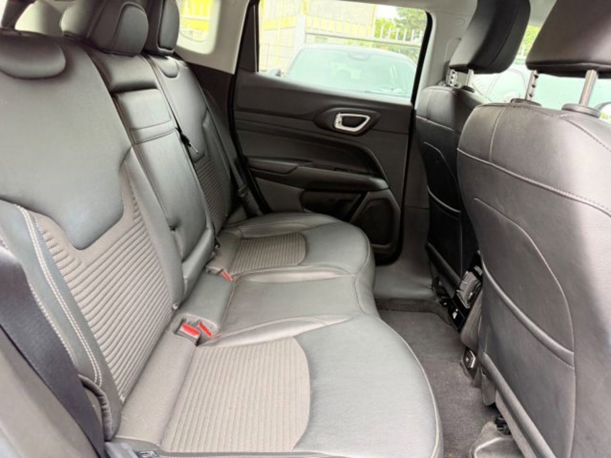 Jeep Compass 1.3 T4 190CV PHEV AT6 4xe Limited (10)