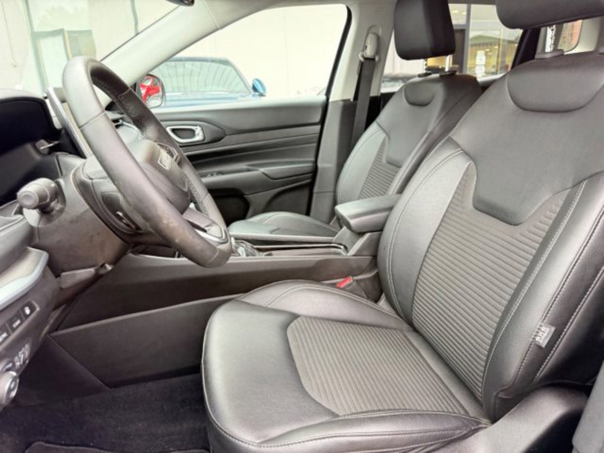 Jeep Compass 1.3 T4 190CV PHEV AT6 4xe Limited (11)