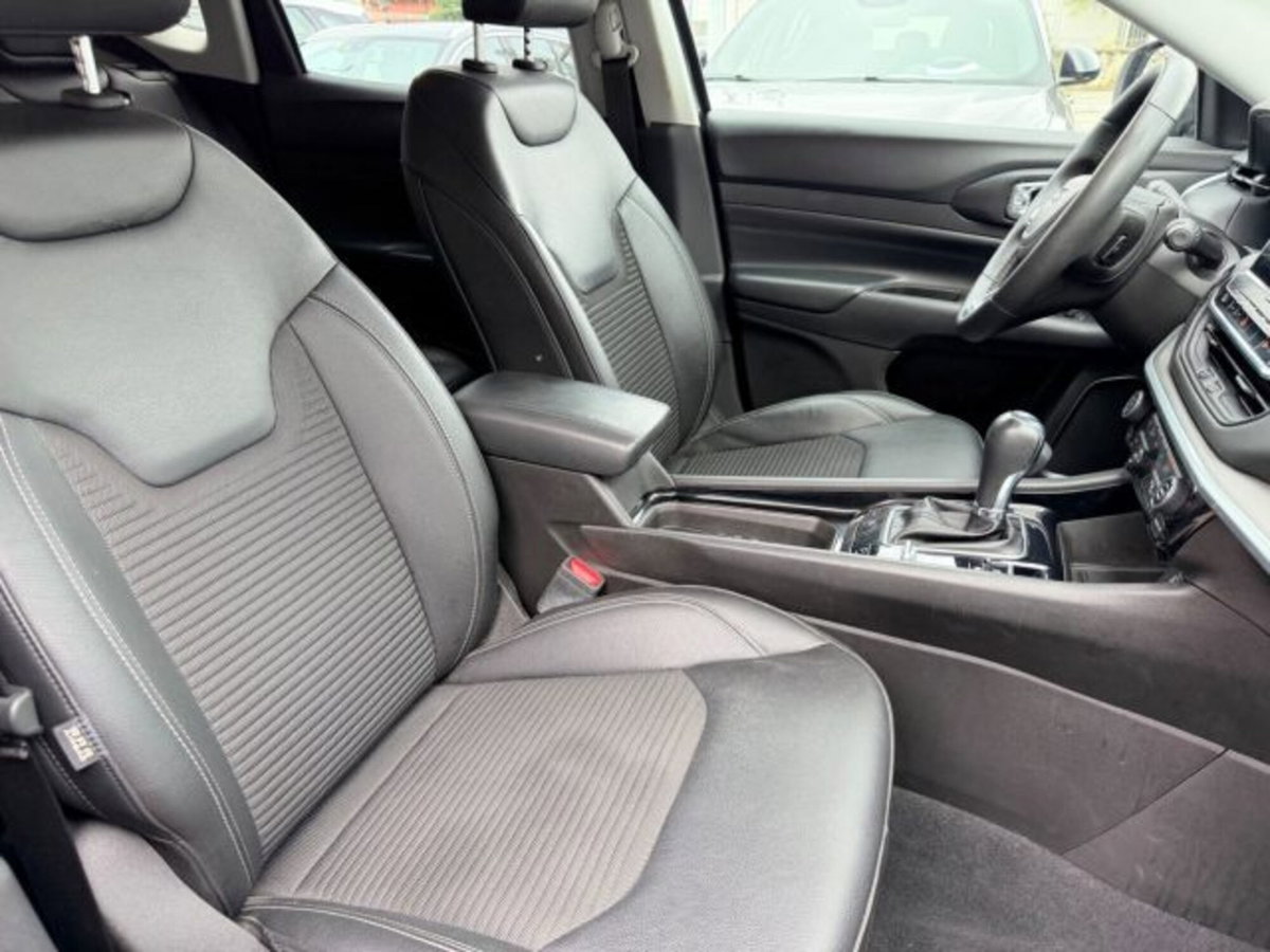 Jeep Compass 1.3 T4 190CV PHEV AT6 4xe Limited (13)