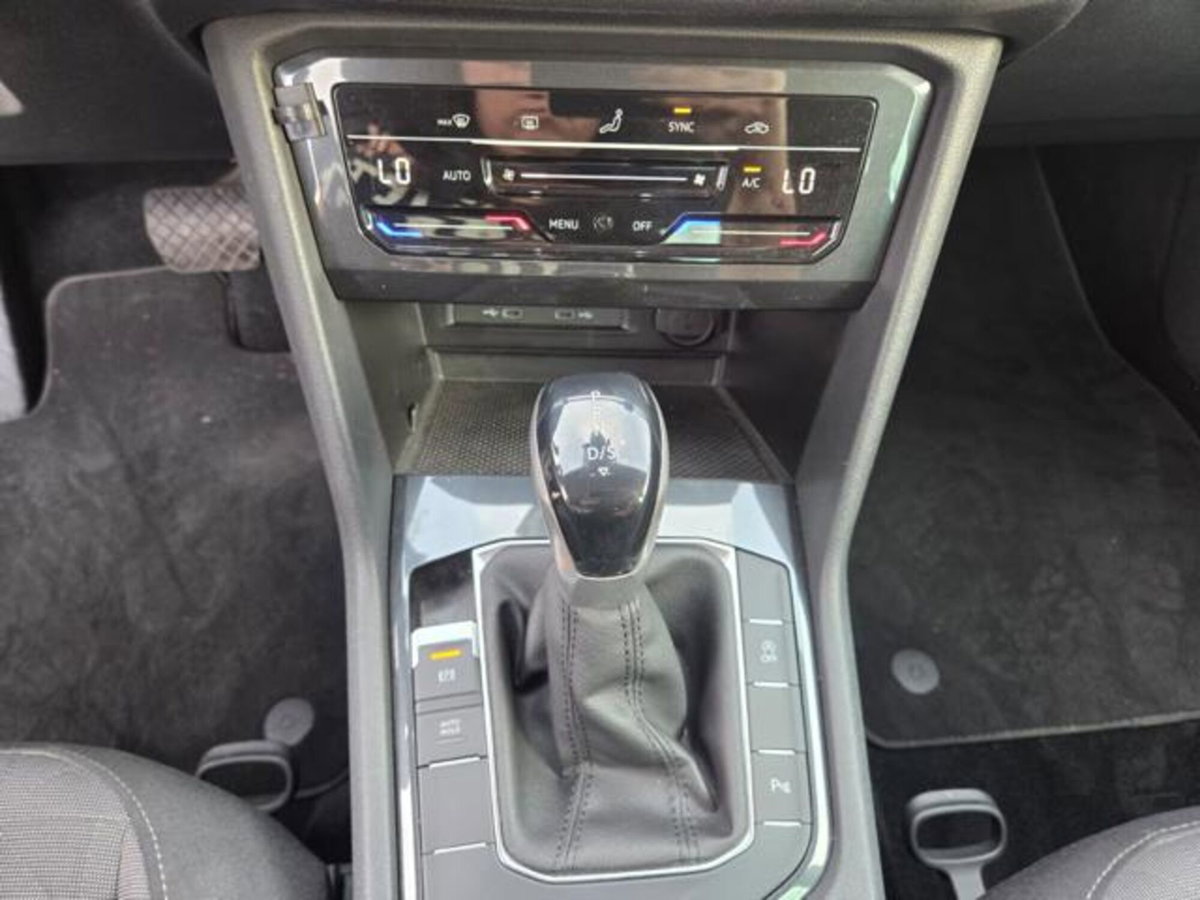 Volkswagen Tiguan 2.0 TDI 150 CV SCR DSG 4MOTION Life (16)
