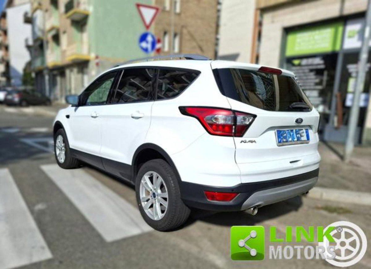 Ford Kuga 1.5 EcoBoost 120 CV S&S 2WD Business (10)