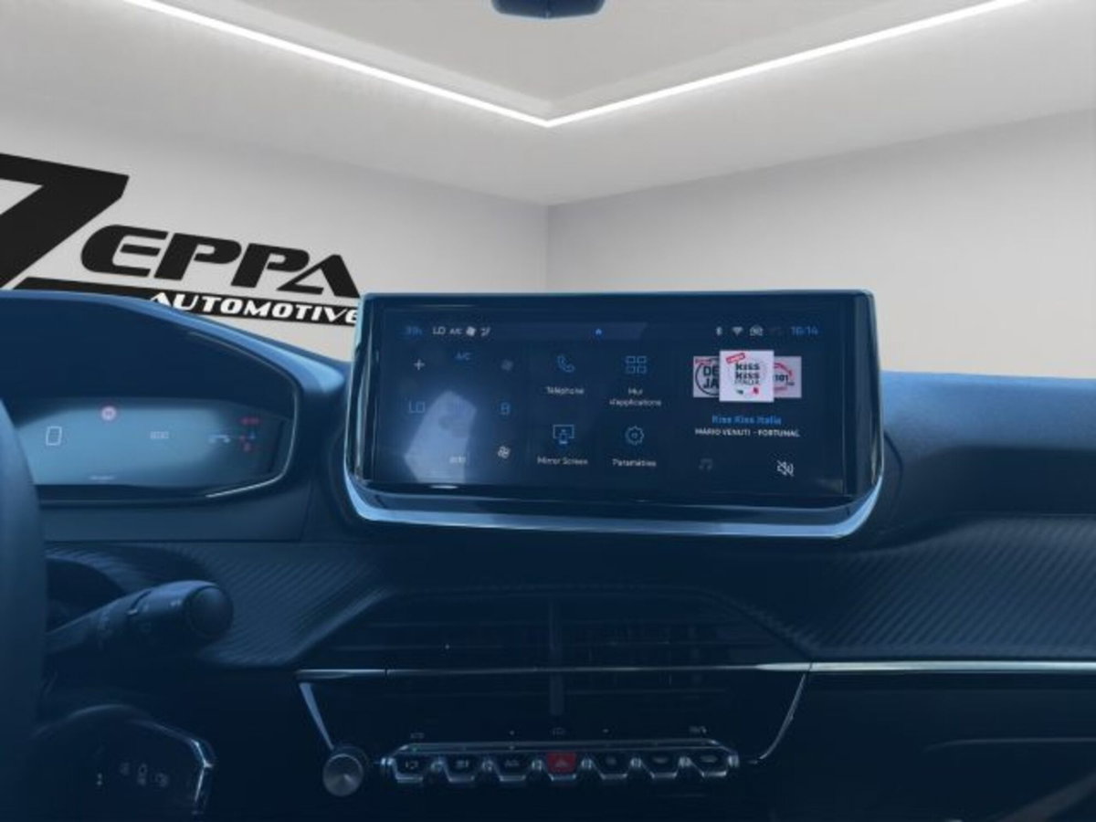 Peugeot 2008 PureTech 100 S&S Allure (16)