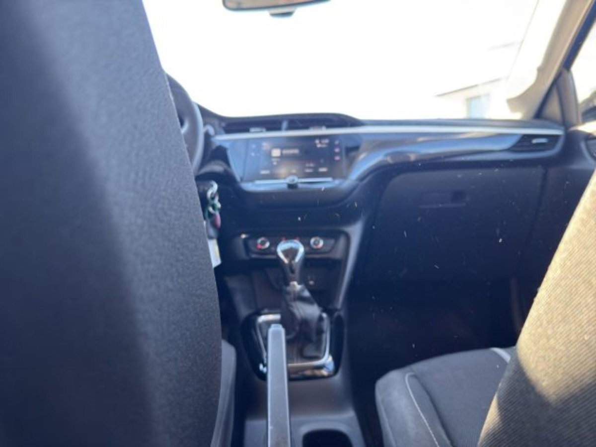 Opel Corsa 1.2 Edition (14)
