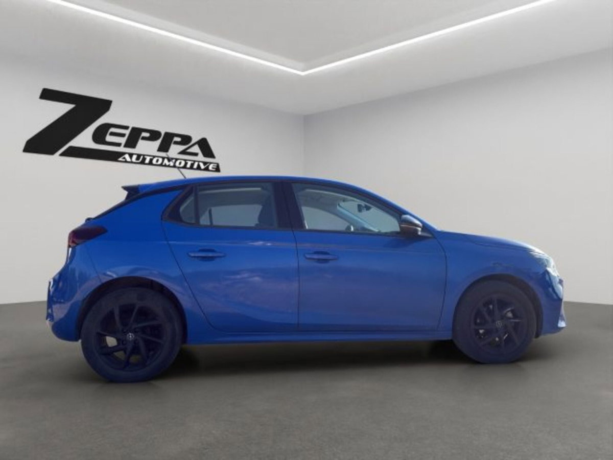 Opel Corsa 1.2 Edition (7)