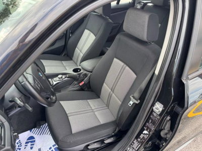 BMW X1 xDrive20d Futura (11)